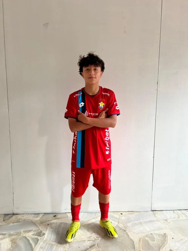 Lionel el jugador guaneño que milita El Nacional