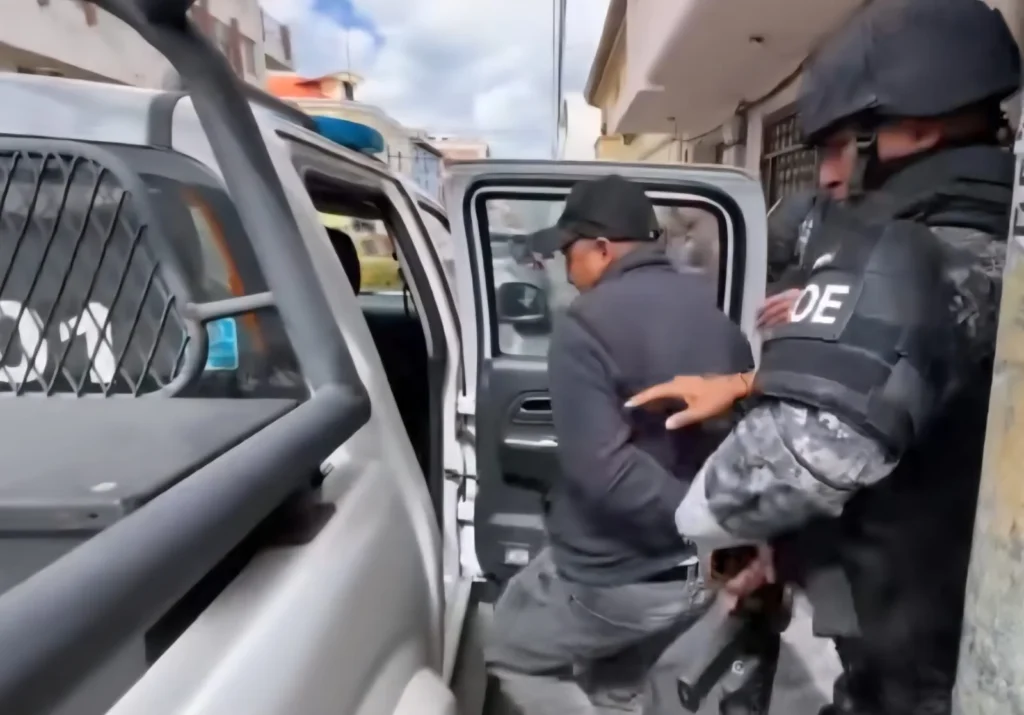3 personas resultaron detenidas