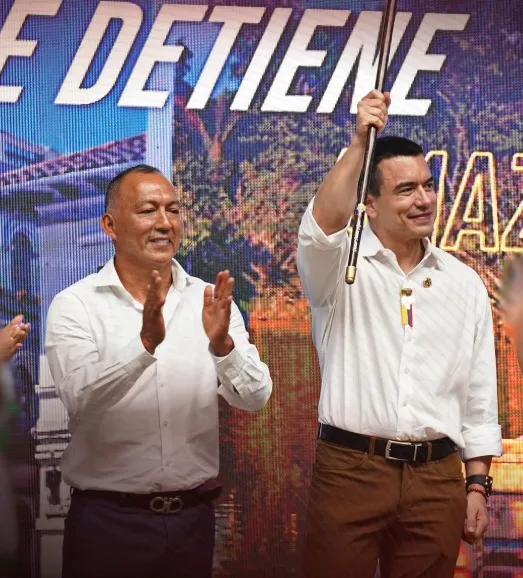 Noboa anuncia aumento de USD 318 millones en para los GADs