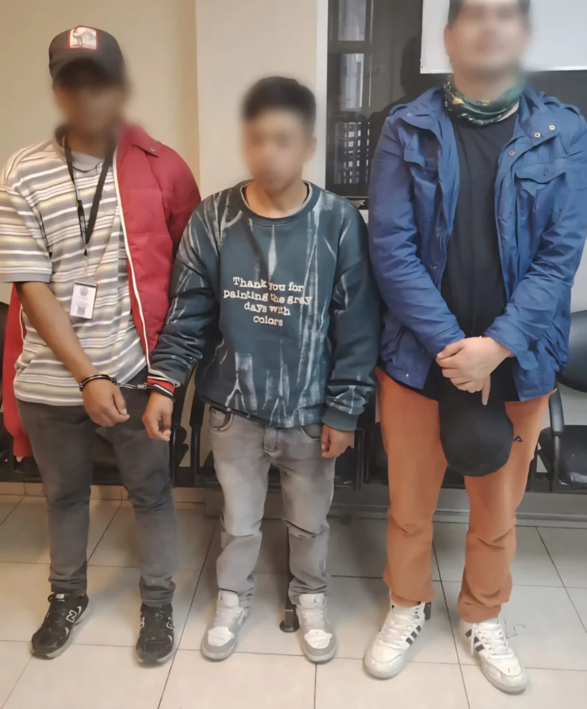 3 hombres con arma de fuego fueron detenidos en Riobamba