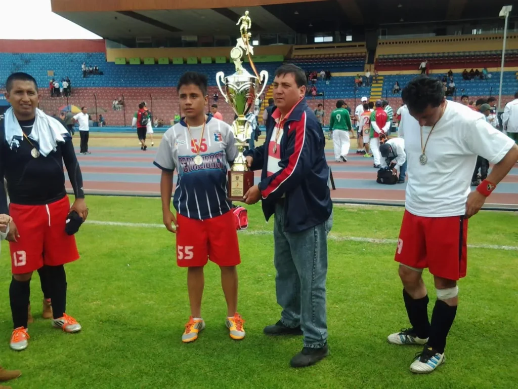 Josué Alexander Gómez Sarzosa siempre se codeó con la gloria deportiva