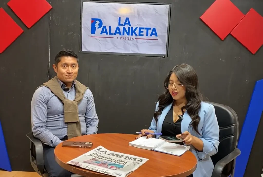 Polémica por maquinaria rural en obra municipal de Riobamba