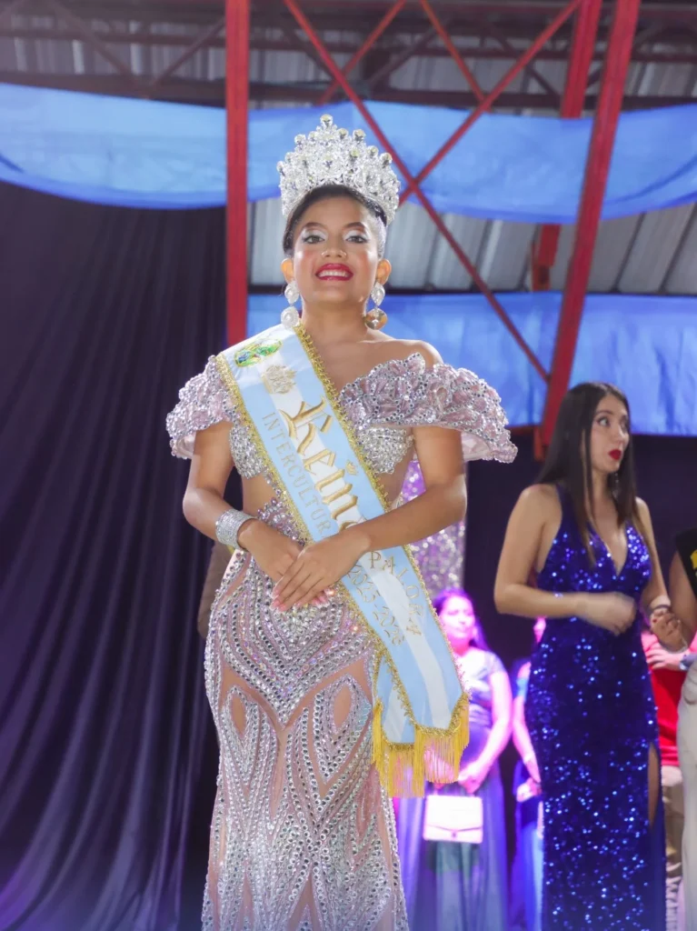 Palora inició sus fiestas con la elección de su nueva reina