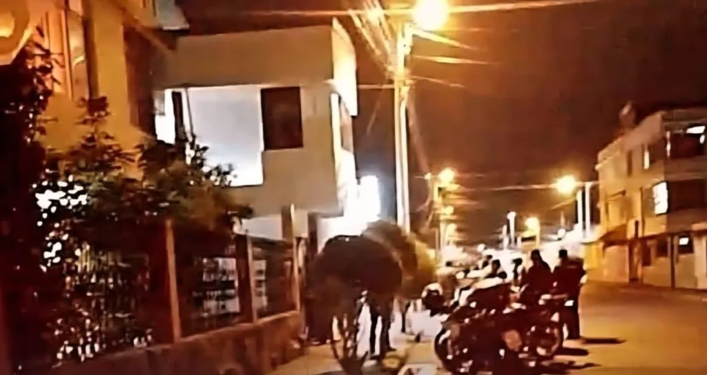 Ante la alerta salieron los vecinos y llegó la Policía Nacional