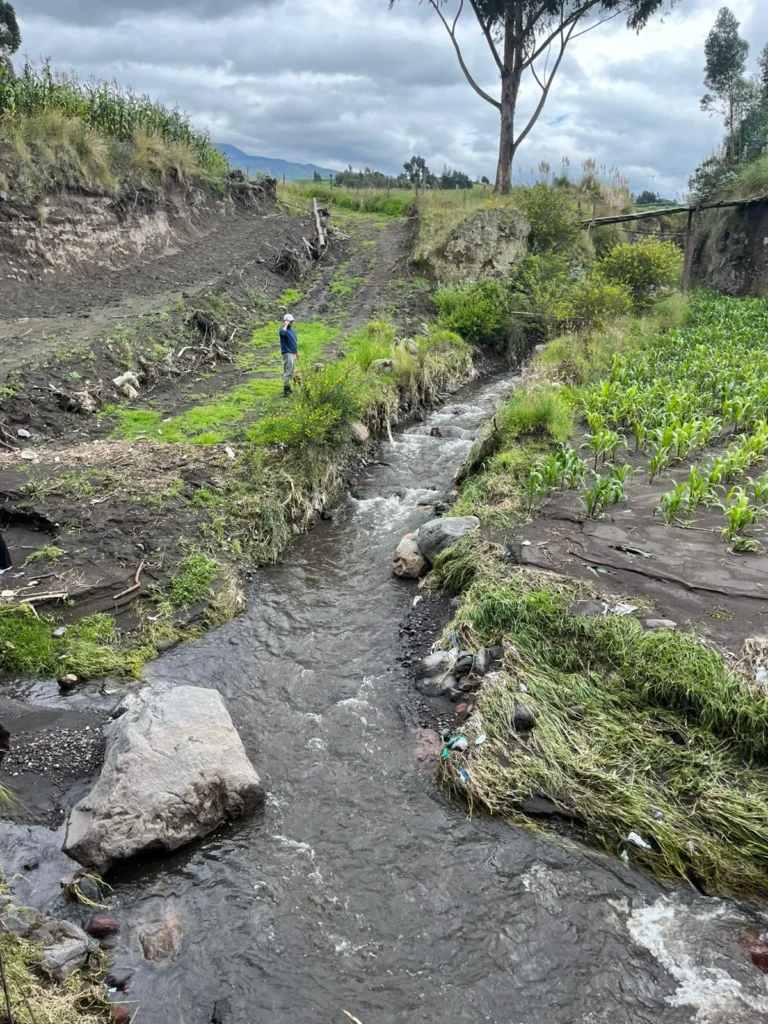 Unidad Educativa San Ignacio organiza carrera Runforfunkm. La prueba permite conectar con la naturaleza