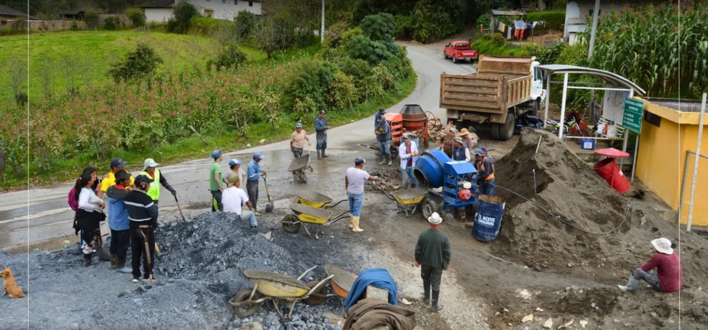 San Miguel de Bolívar impulsa obra deportiva comunitaria