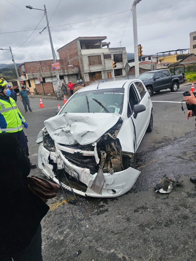 Tremendo accidente de tránsito en San Andrés