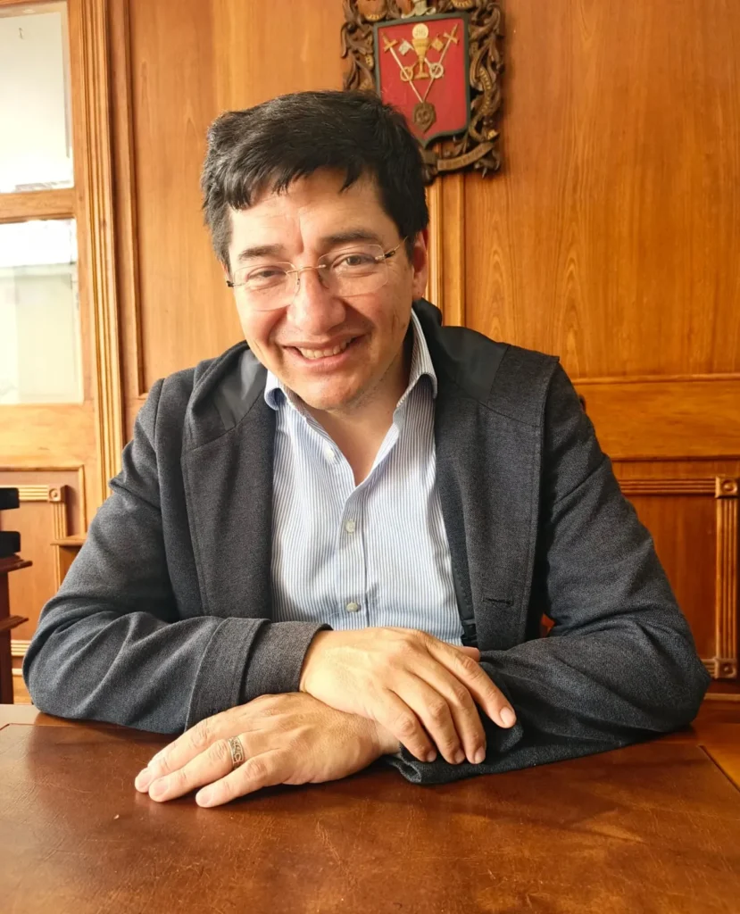 John Vinueza, alcalde de Riobamba.