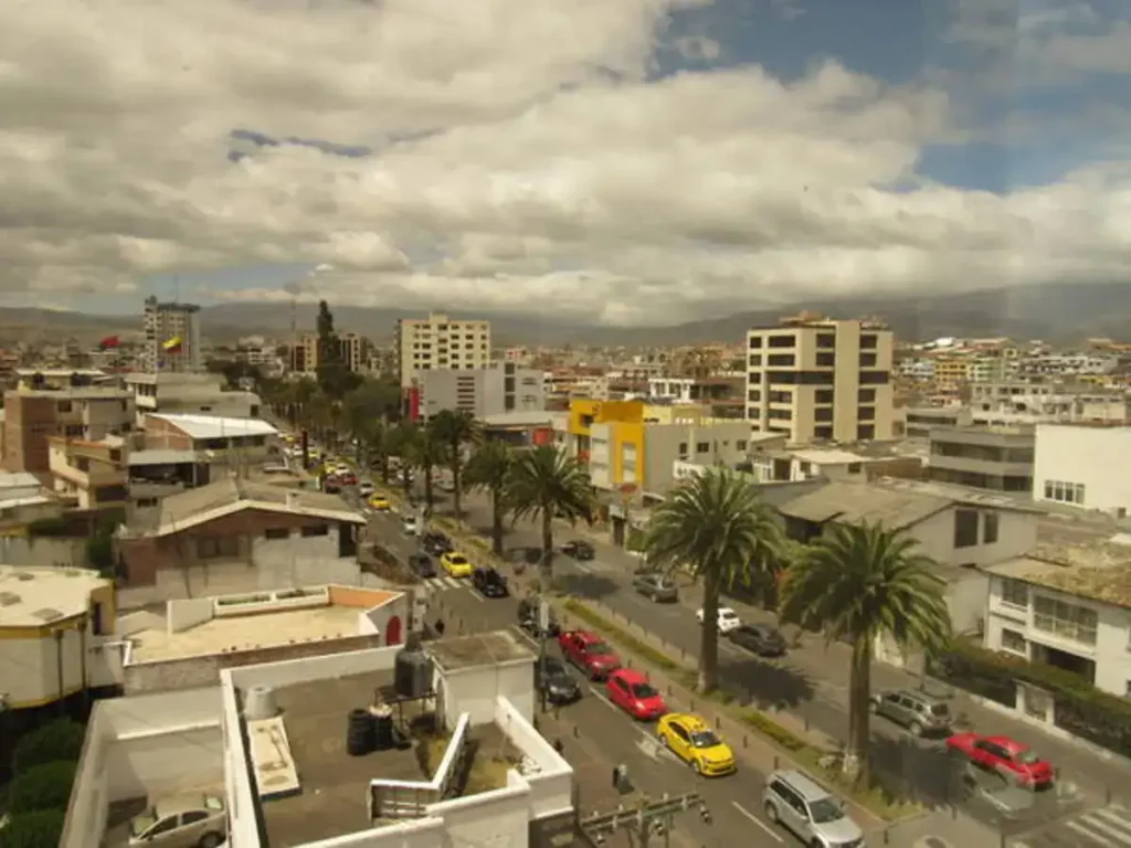 Control a libadores en avenida de Riobamba