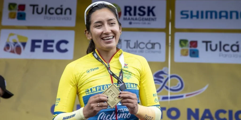 Ciclista riobambeña ganó el Nacional de Cross-Country