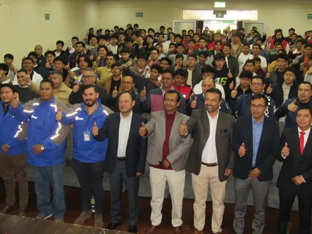 EERSA y ESPOCH firman convenio para prácticas en vehículos