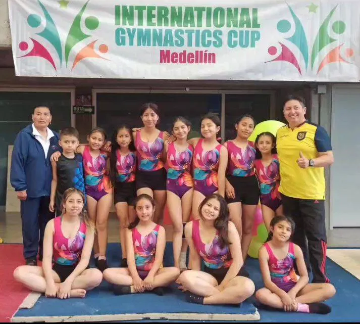 'Estrellas de Cotopaxi' en internacional de gimnasia Colombia
