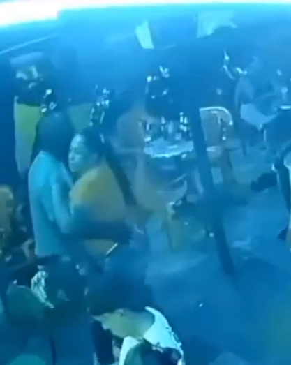Mujer murió repentinamente mientras bailaba con su pareja