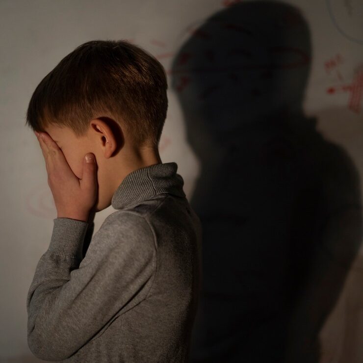 Niño de 2 años disparó por accidente y mató a su mamá