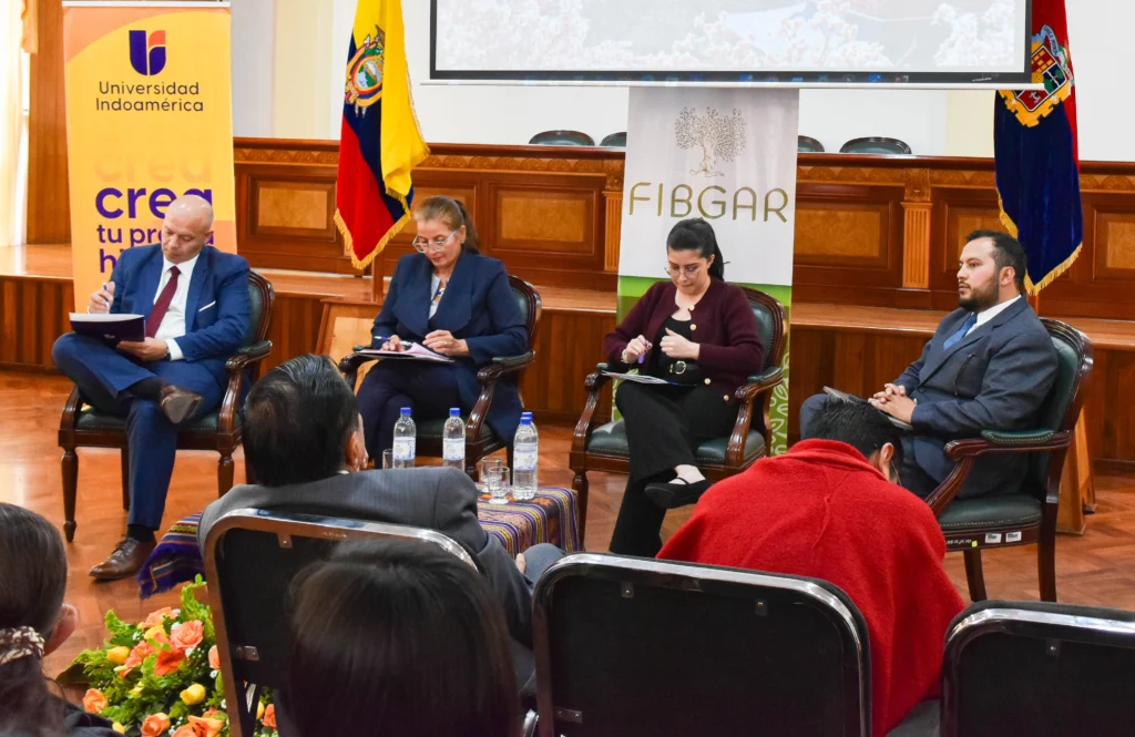 1er Seminario Internacional de derecho en Indoamérica Latacunga