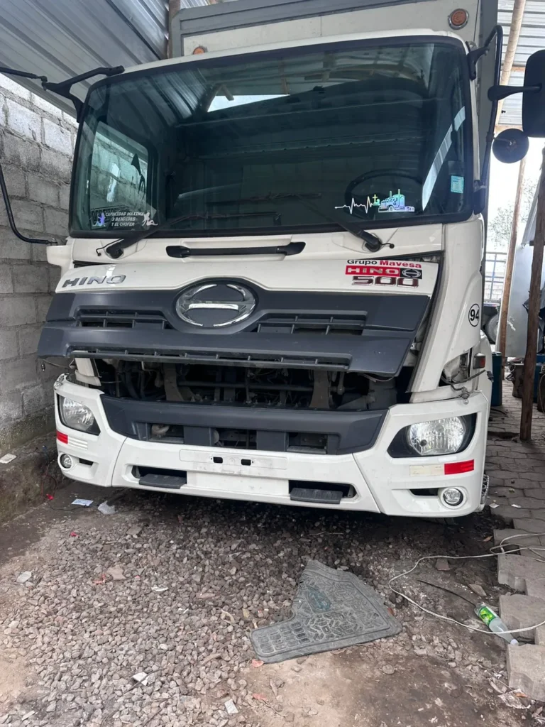 Salcedo: recuperan vehículo robado y decomiso de autopartes