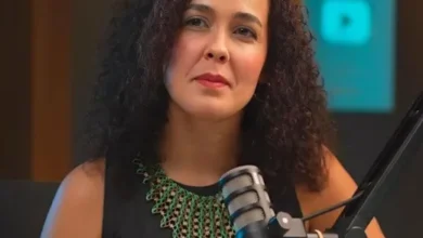 Alondra Santiago con revocatoria de visa en Ecuador.