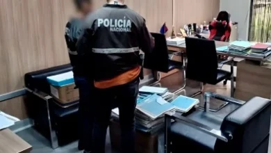 En el caso Plaga el abogado Cristin Romero era el jefe de abogado Hugo Lara, quien era chofer y cargaba los expedientes, pero luego pasó a defensor de Johanna Zambrano Tigua.