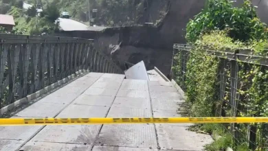 En las vías alternas que debe tomar después de los deslizamientos de tierra en Chimborazo, debe circular con precaución.