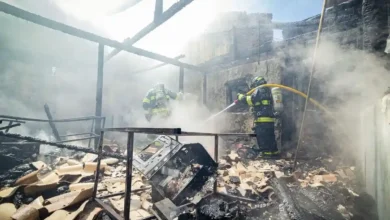 El incendio ocurrido en las calles Junín y García Moreno de la ciudad de Riobamba, dejó sin sus bienes a Jorge Rivera, quien vive 30 años en dicha casa