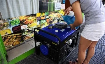 Cortes luz y generadores de energía en la crisis