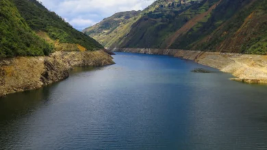 El embalse de Mazar recupera tres metros durante crisis