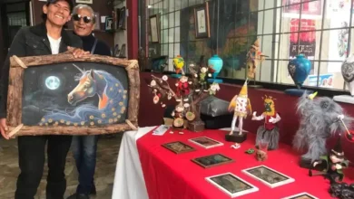 Hay varios lugares turísticos en Riobamba como la Galería Sepia, en la cual la entrada es completamente gratis.