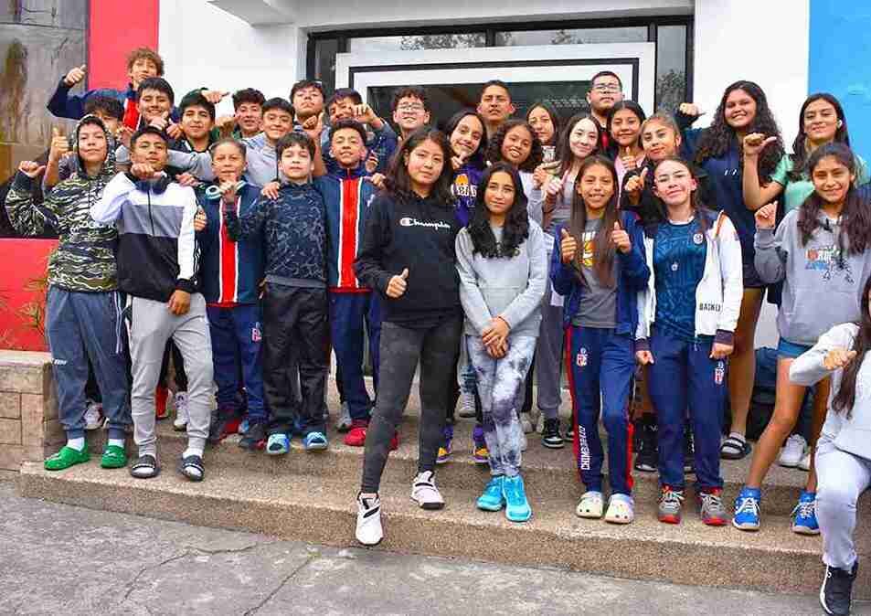 Las selecciones de baloncesto masculina y femenina de Chimborazo accedieron a la segunda fase del Campeonato Nacional de Básquet.