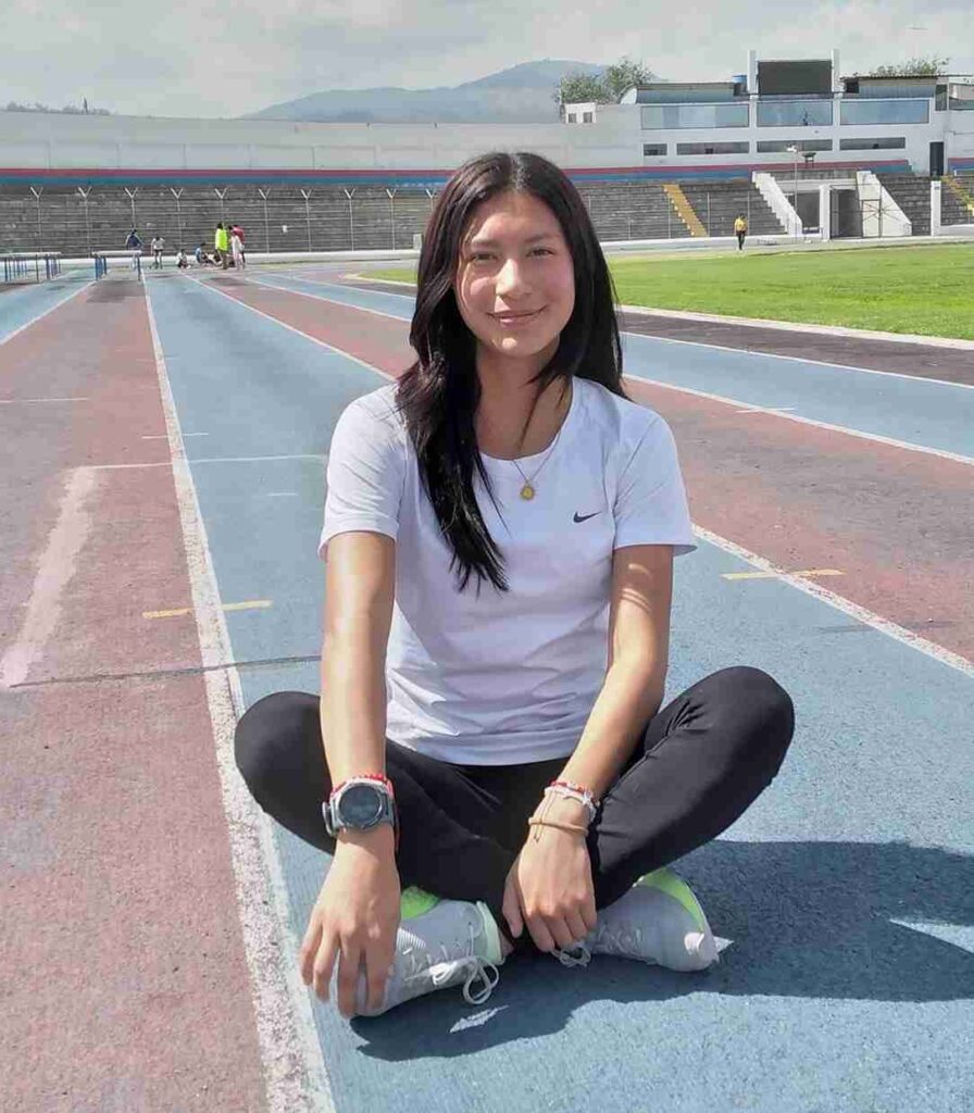 Keila Parra, deportista de los registros de Federación Deportiva de Chimborazo, tiene su objetivo claro y quiere ser medallista Olímpica.