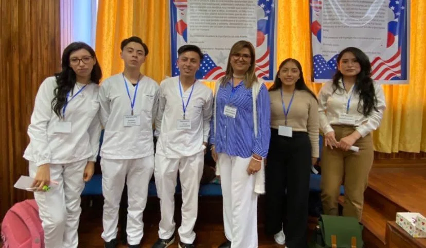 Centro de idiomas de la Unach destacó enfoque integral en evento.