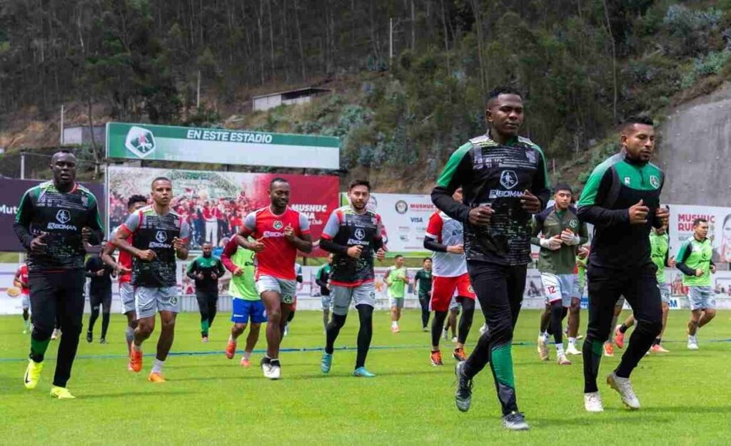 Bruno Miranda, jugador de la Selección de Bolivia, es uno de los refuerzos del Mushuc Runa que será local en Riobamba.