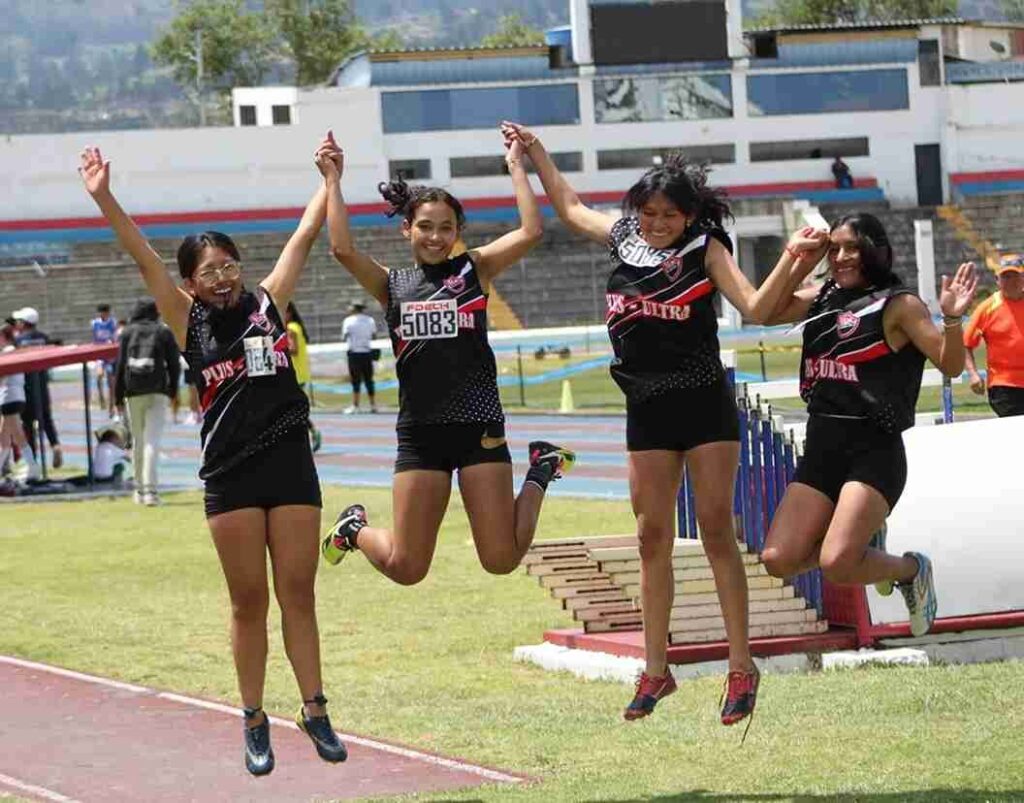 En los Juegos Deportivos Estudiantiles, las unidades educativas Edmundo Chiriboga y Maldonado lideraron la competencias de atletismo. 