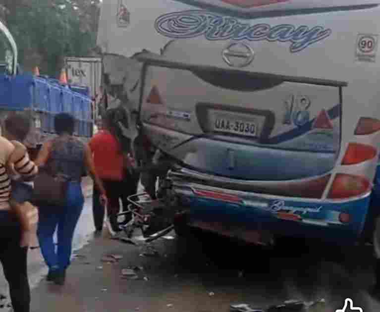 Una unidad de la Cooperativa de Transportes 'Rircay' fue parte del accidente