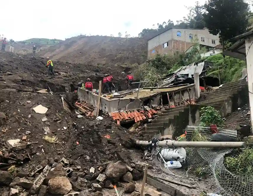 Miduvi empezará con la construcción de viviendas en Alausí