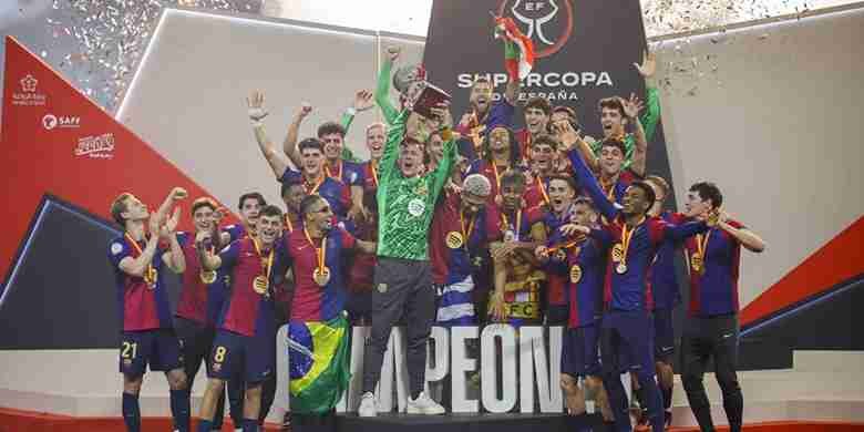 El Barcelona goleó 5x2 a al Real Madrid en la final de la Supercopa de España y sigue celebrando este nuevo título.