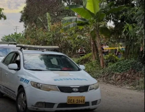 Policía encontró un muerto con mensaje de amenazas en basurero