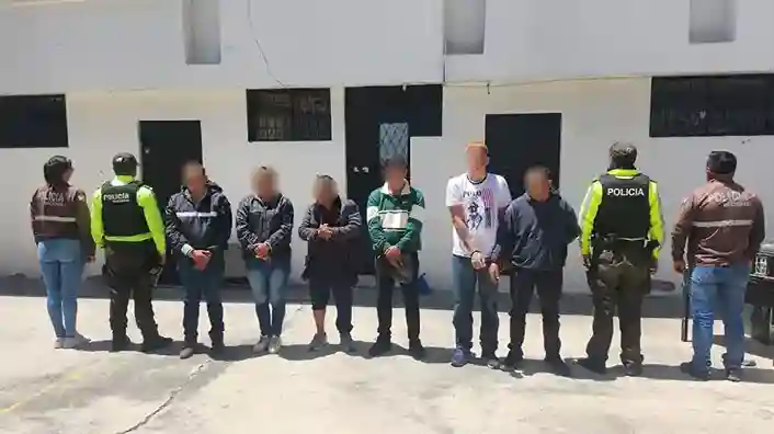 Los 6 sujetos aprehendidos fueron presentados en las instalaciones de la Policía Judicial de Chimborazo