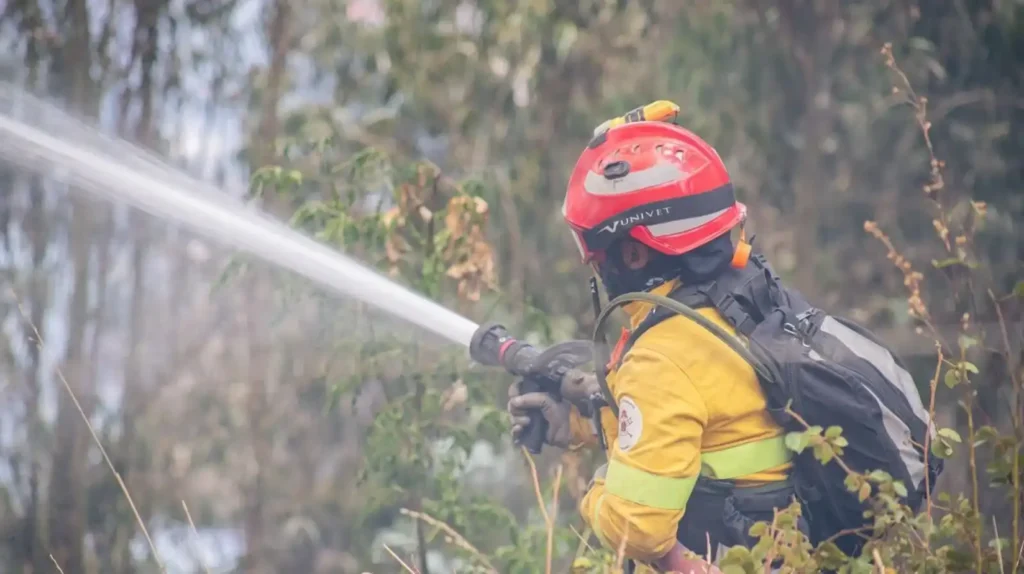 Bomberos Riobamba: todo sobre el proceso de reclutamiento 2025.