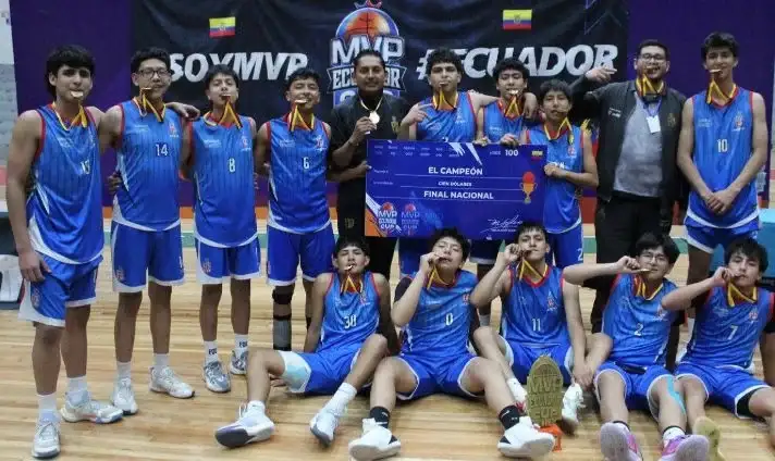 Jóvenes de Chimborazo ganaron torneo regional de baloncesto.