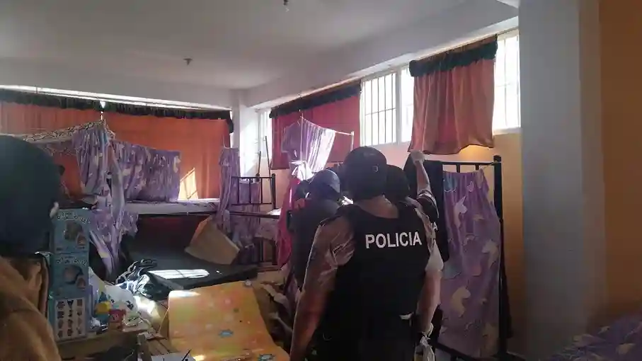 Policía Nacional revisó minuciosamente las diversas áreas del centro penitenciario riobambeño