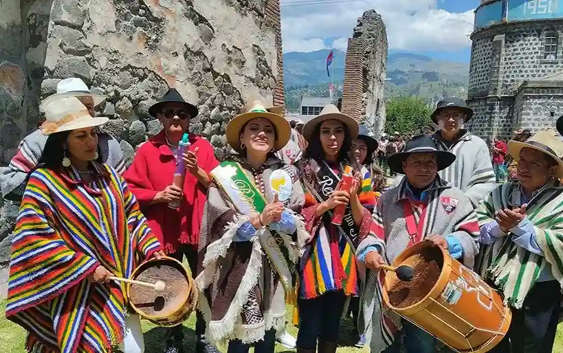 Carnaval Guano 2025: Shows artísticos, desfile y actividades.