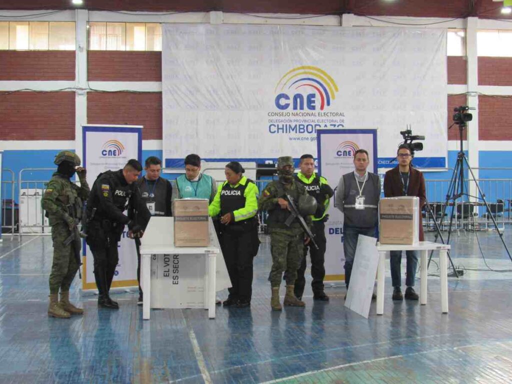 En las elecciones 2025, los privados de la libertad sin sentencia votaron en los centro penitenciarios, el domingo será el escrutinio 