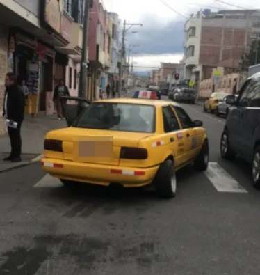 Adulta mayor y niño sufren accidente de tránsito en Riobamba