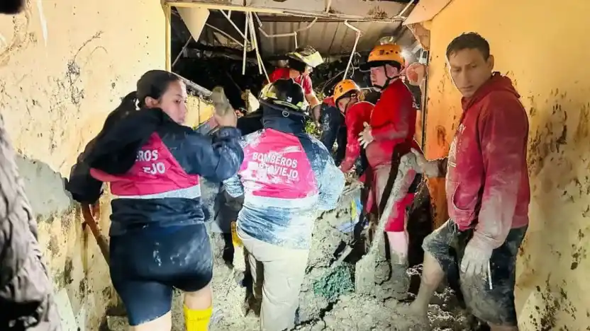 Mueren pareja de esposos y niños en un deslizamiento en Manabí 