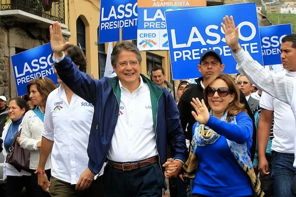 Guillermo Lasso durante su campaña en 2021. 