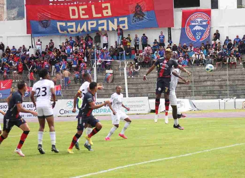 Los hinchas del CD Olmedo se hacen presentes en la crítica situación dirigencia del equipo y piden, que convoquen a elecciones.