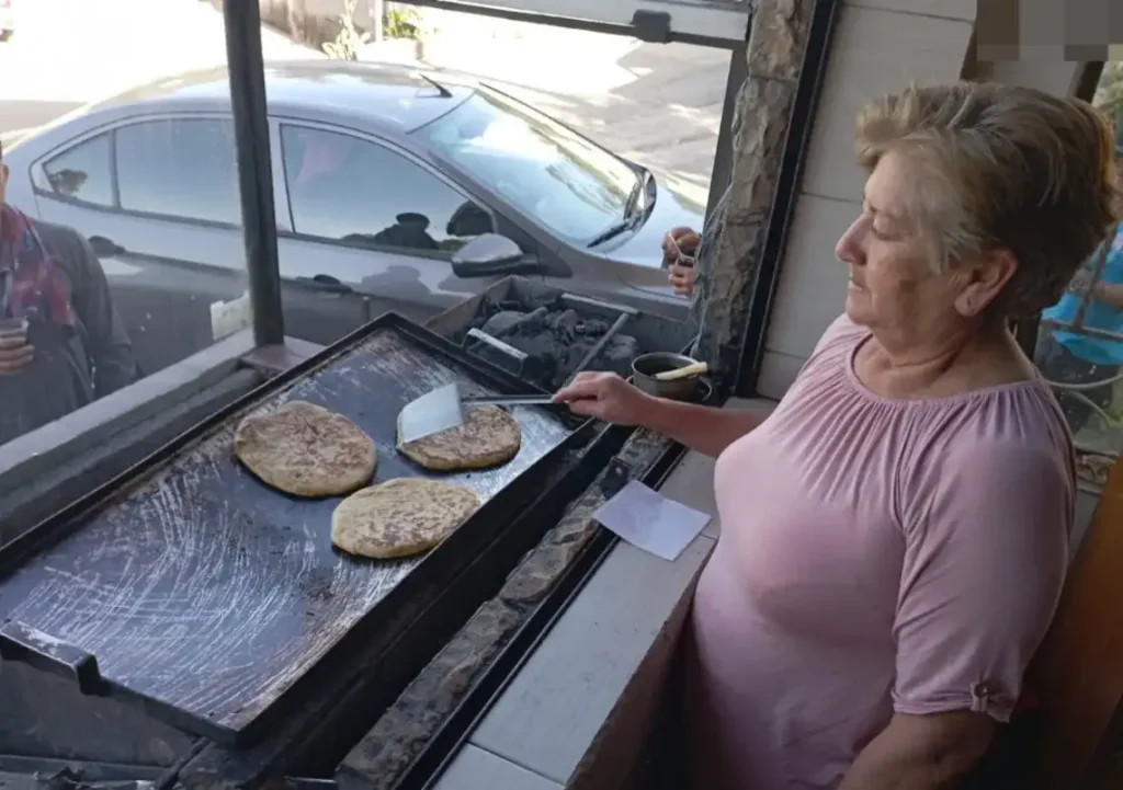 Comida en Pallatanga: Las Tortillas de la Abuela en Trigoloma 