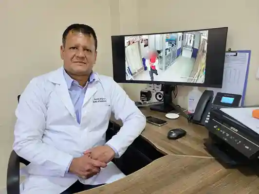 Dr. Harol Enrique Alfaro Fonseca, gerente propietario del CEO Vision Med