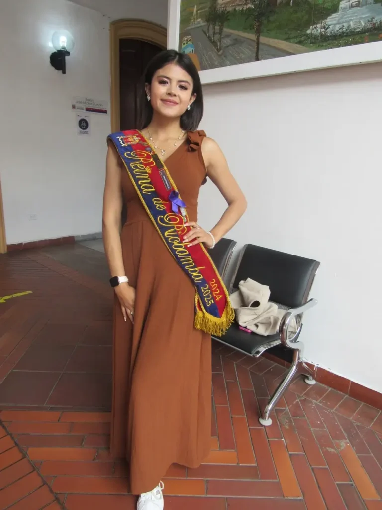 Finaliza inscripción de candidatas a elección de reina de Riobamba