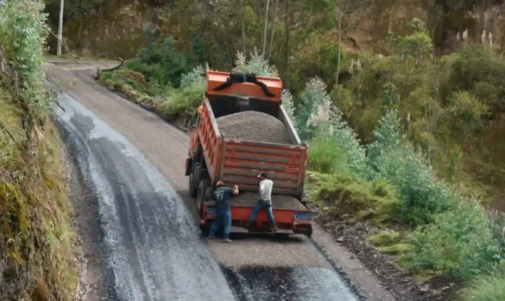 Chimborazo: ¿Para cuándo estará lista la vía a Cacha?